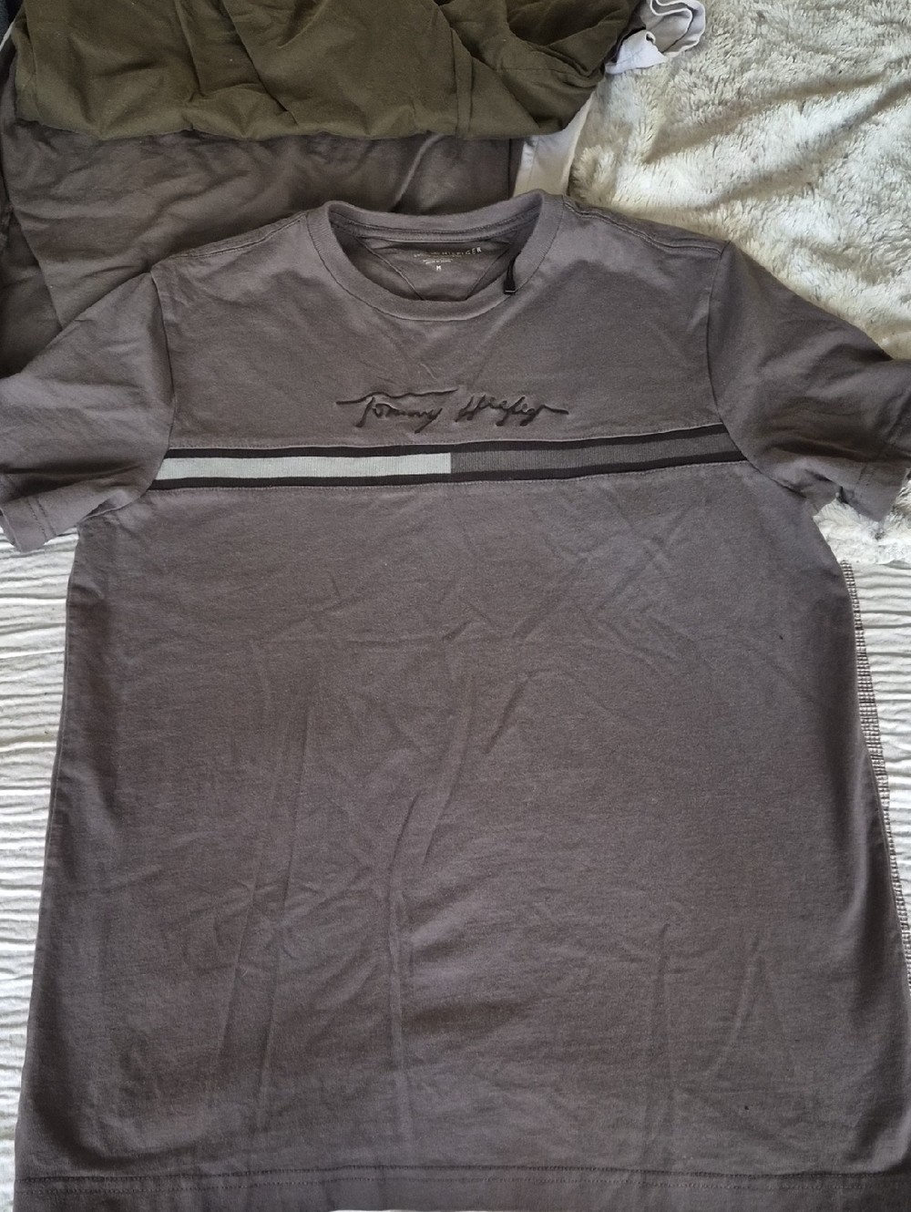 Tommy Hilfiger Men's Charcoal Tee with Chest Stripe